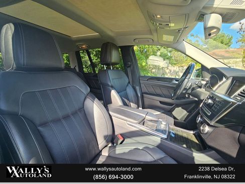 Used 2016 Mercedes-Benz GL 450 4MATIC image 38