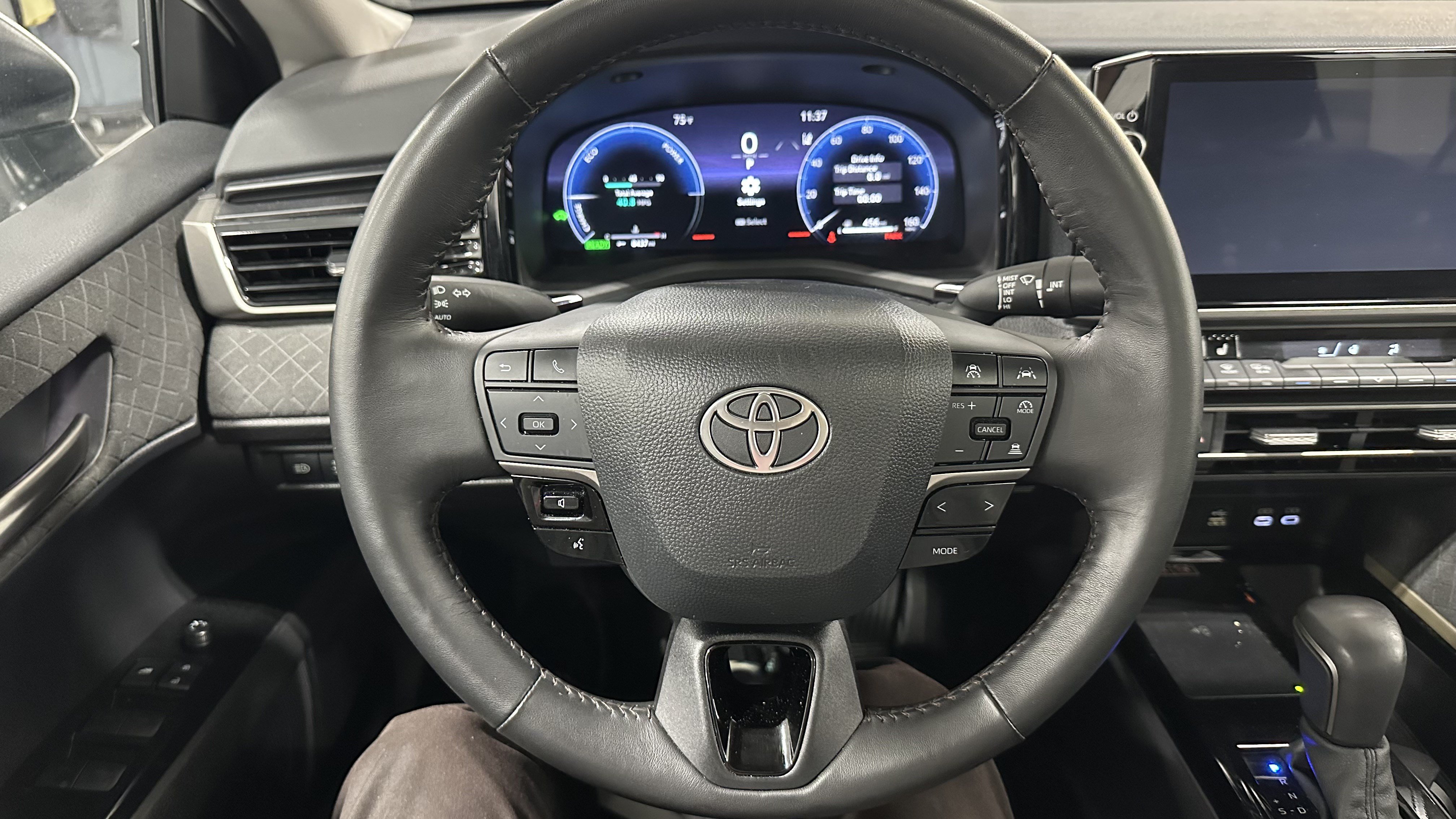 Used 2026 Toyota Camry XLE FWD image 19
