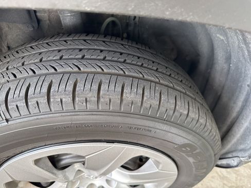 Used 2025 Toyota RAV4 LE image 21