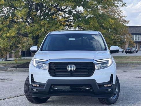 New 2023 Honda Ridgeline RTL-E image 2
