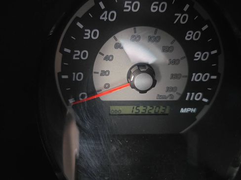 Used 2005 Toyota 4Runner SR5 AWD/4WD image 13