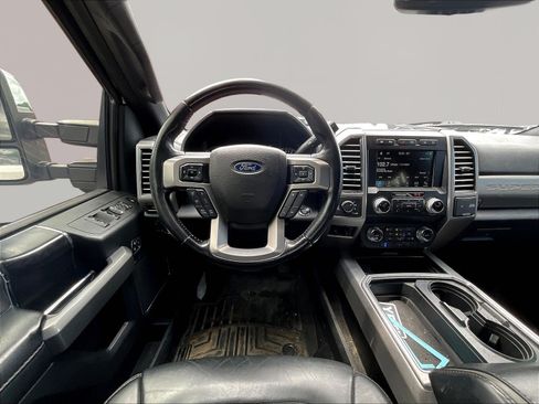 Used 2019 Ford F350 Platinum w/ Platinum Ultimate Package AWD/4WD image 9