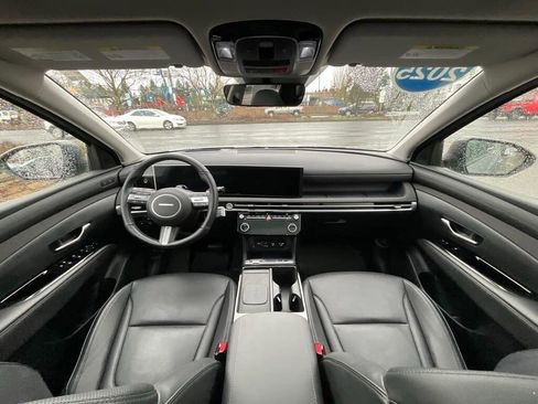 Used 2025 Hyundai Tucson Limited image 15