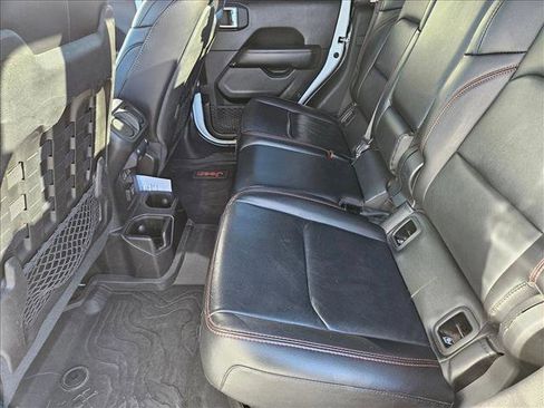 Used 2020 Jeep Gladiator Rubicon image 17