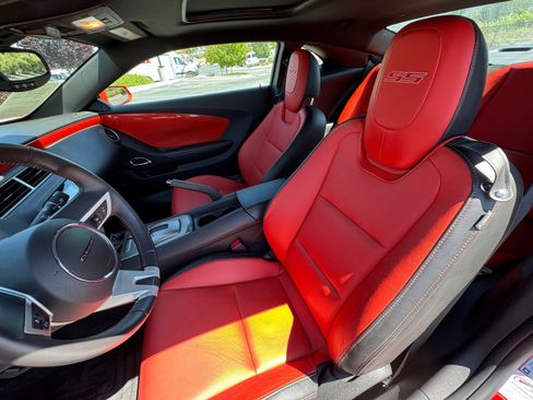 Used 2010 Chevrolet Camaro SS w/ RS Package RWD image 14
