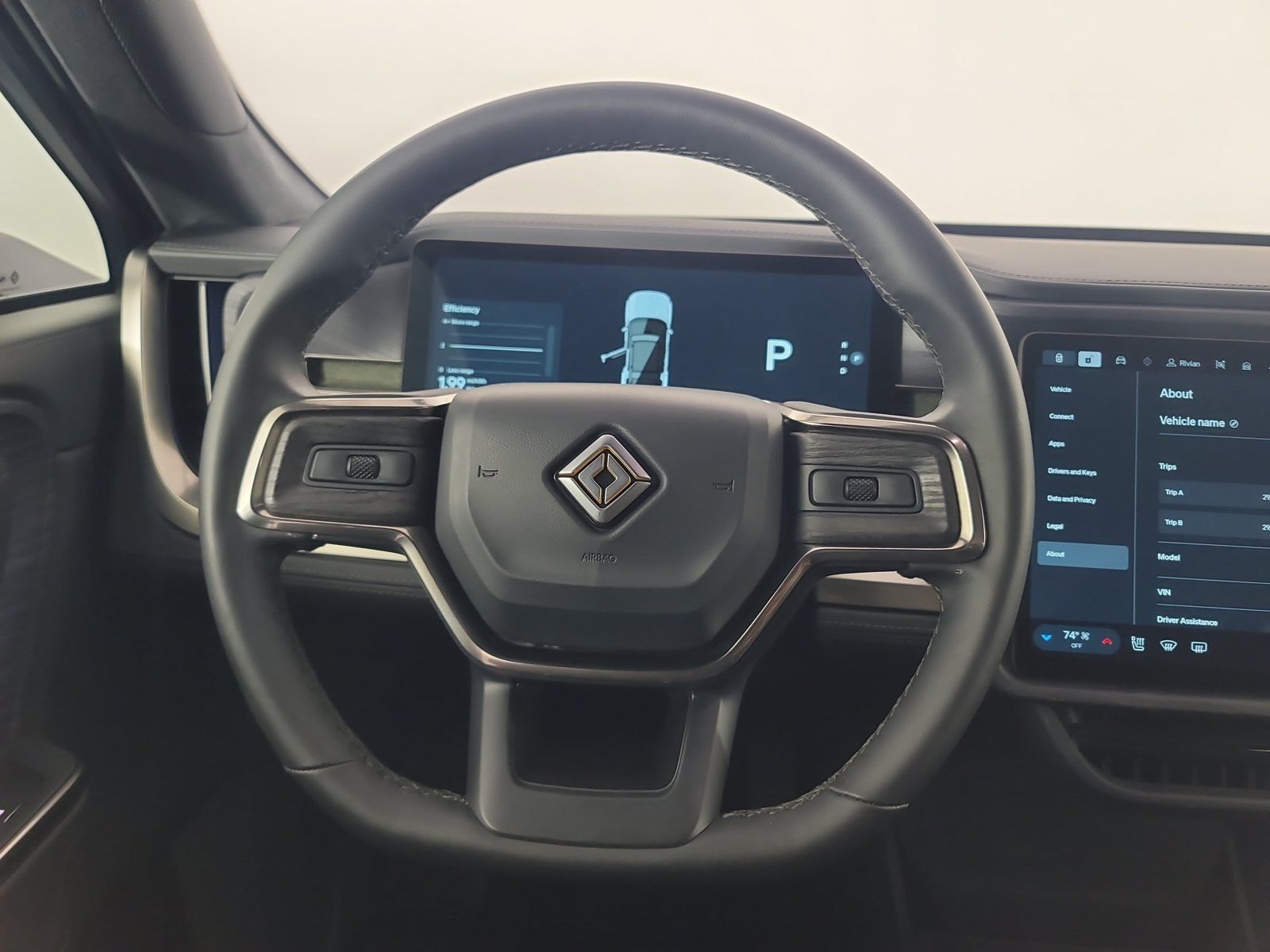Used 2025 Rivian R1S Adventure Dual AWD/4WD image 28