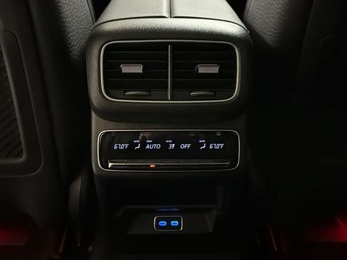 New 2026 Mercedes-Benz GLE 580 4MATIC image 30