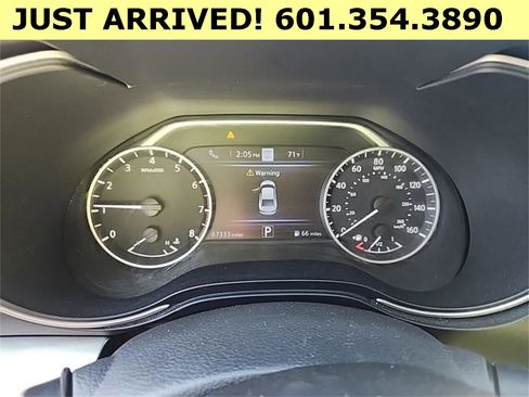 Used 2022 Nissan Maxima SV w/ Floor Mat Group image 3