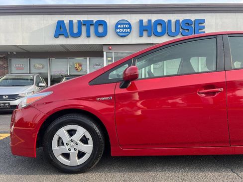 Used 2011 Toyota Prius Two FWD image 32