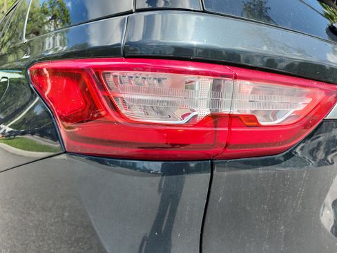Used 2020 Chevrolet Traverse LT w/ LT Premium Package FWD image 31
