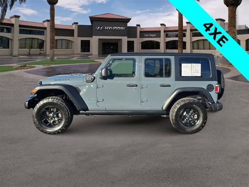 Used 2024 Jeep Wrangler Willys image 5