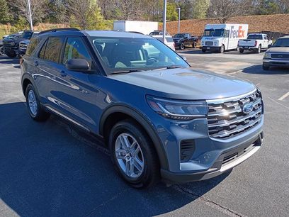 Used 2025 Ford Explorer Active