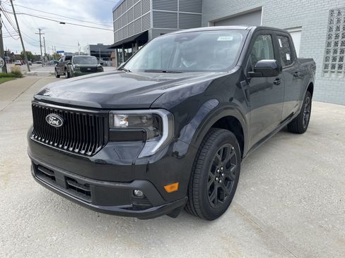 New 2025 Ford Maverick Lobo AWD/4WD image 8