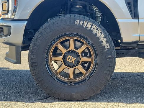 Used 2024 Ford F250 Lariat w/ Lariat Ultimate Package image 25