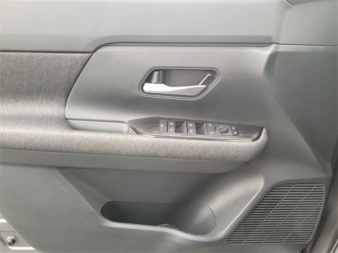 New 2026 Nissan Kicks SV image 19