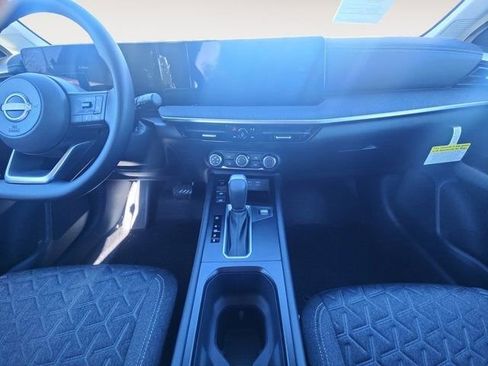 New 2025 Nissan Kicks SV w/ Illumination Package image 11