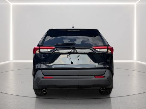 Used 2021 Toyota RAV4 XLE Premium AWD/4WD image 30