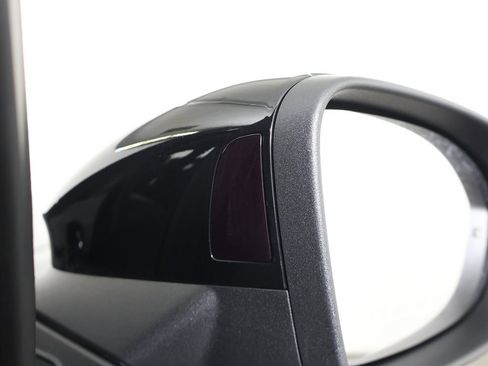 Used 2025 Volkswagen Golf R Black Edition image 42