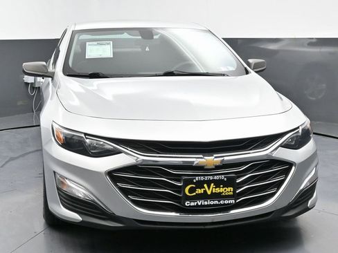 Used 2019 Chevrolet Malibu LS image 3
