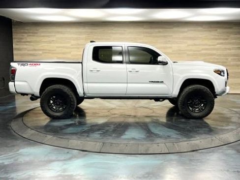 Used 2023 Toyota Tacoma TRD Sport w/ Advanced Technology Package AWD/4WD image 22