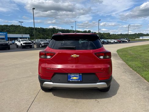 New 2026 Chevrolet TrailBlazer LT w/ Convenience Package FWD image 5