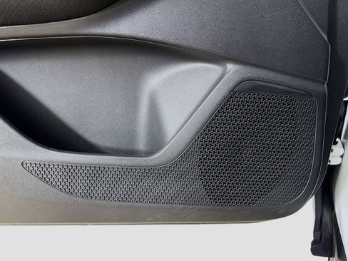 Used 2025 Chevrolet Blazer EV LT image 19