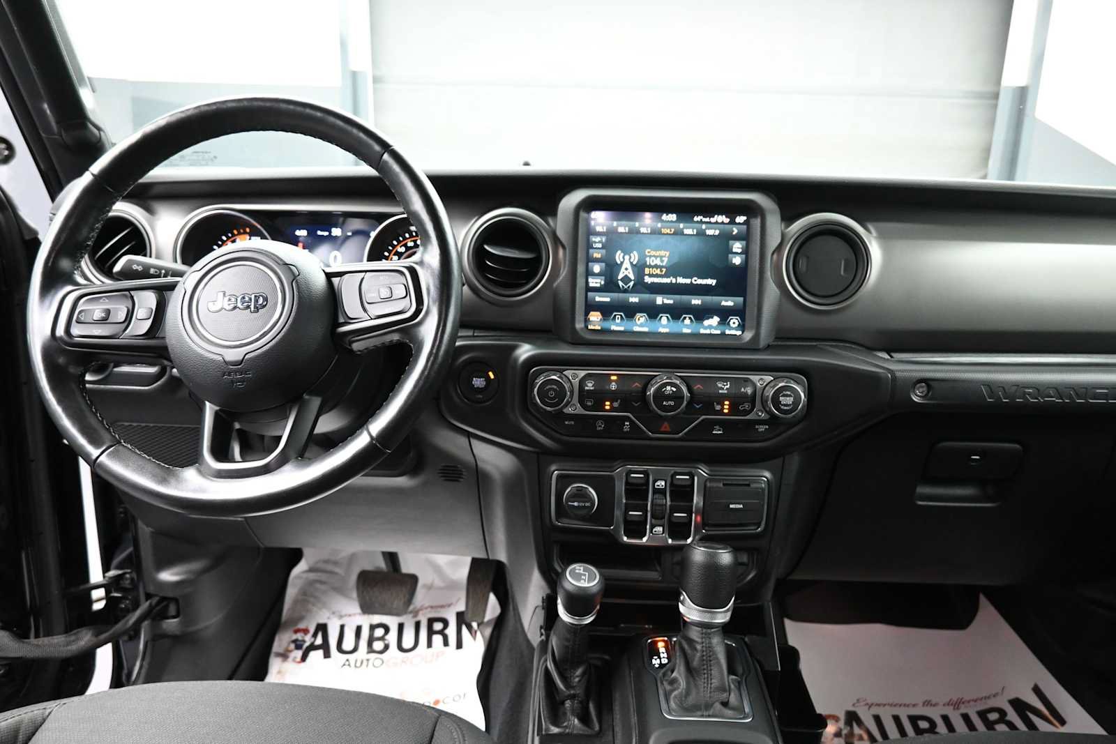 Used 2021 Jeep Wrangler Unlimited Sport AWD/4WD image 14