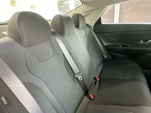 Used 2026 Hyundai Elantra SE FWD image 26