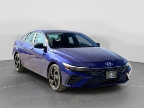 New 2026 Hyundai Elantra Sport FWD image 7