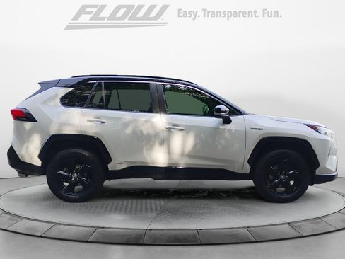Used 2020 Toyota RAV4 XSE w/ XSE Grade Weather Package AWD/4WD image 10