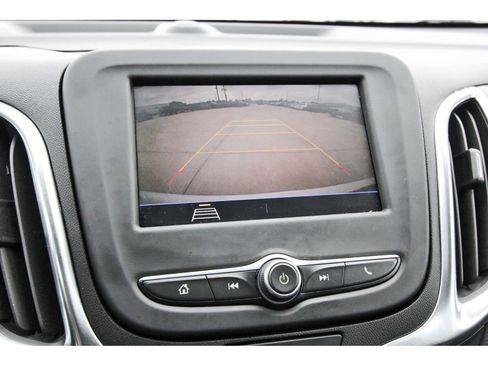 Used 2021 Chevrolet Equinox LT FWD image 26