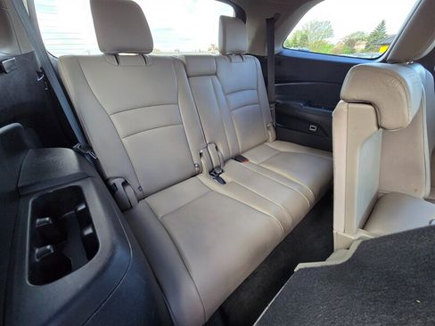 Used 2017 Honda Pilot EX-L image 16