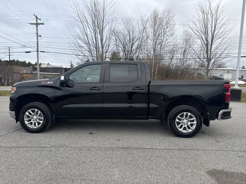 Used 2023 Chevrolet Silverado 1500 LT image 3