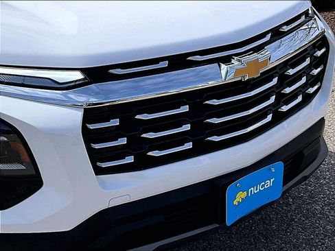 Used 2025 Chevrolet Equinox LT AWD/4WD image 29