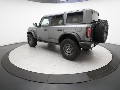 Used 2024 Ford Bronco Everglades AWD/4WD image 32