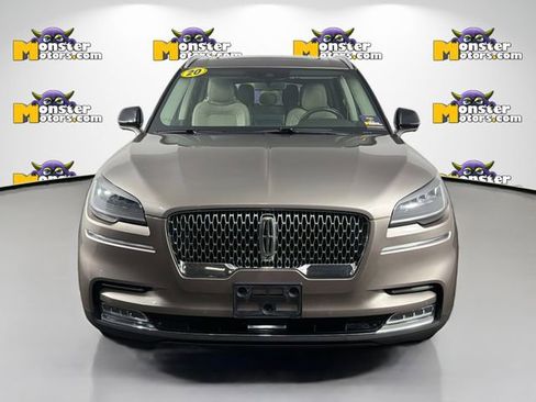 Used 2020 Lincoln Aviator Reserve w/ Equipment Group 201A image 2