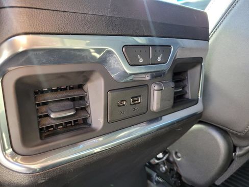 Used 2021 GMC Sierra 1500 SLT w/ SLT Premium Plus Package AWD/4WD image 14