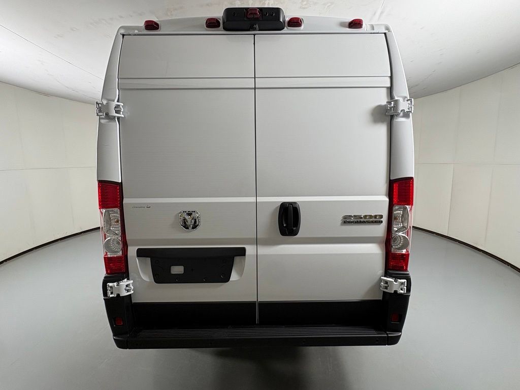New 2026 RAM ProMaster 2500 FWD image 7