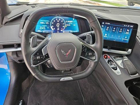 Used 2025 Chevrolet Corvette Z06 image 10