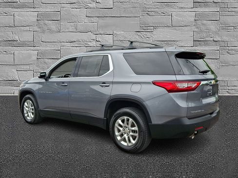 Used 2021 Chevrolet Traverse LT AWD/4WD image 7
