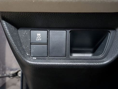 Certified 2023 Honda HR-V LX image 30