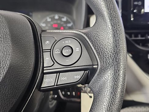 Used 2023 Toyota Corolla LE w/ Carpet Mat Package (TMS) AWD/4WD image 17