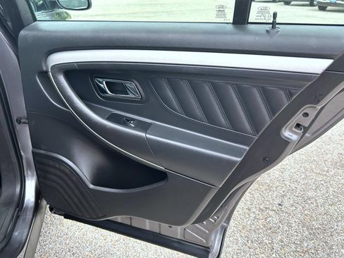 Used 2013 Ford Taurus SEL FWD image 15