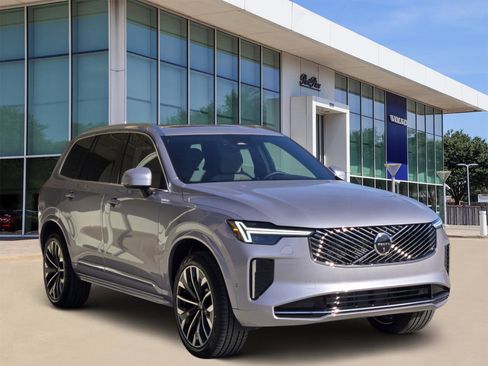 New 2026 Volvo XC90 B6 Plus w/ Protection Package Premier image 2