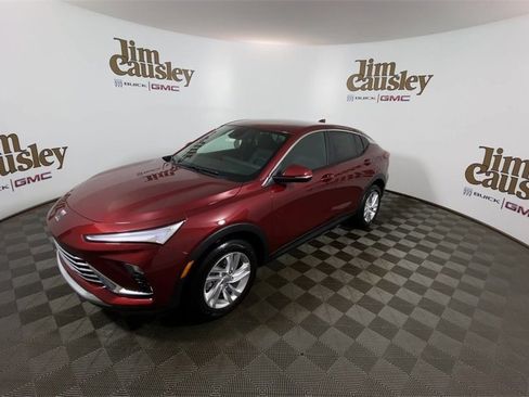 Used 2025 Buick Envista Preferred w/ Convenience I Package image 4