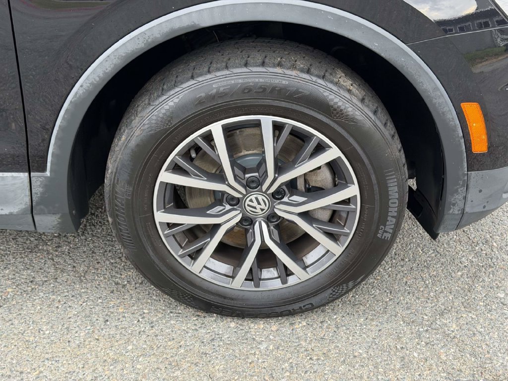 Used 2019 Volkswagen Tiguan SE AWD/4WD image 25
