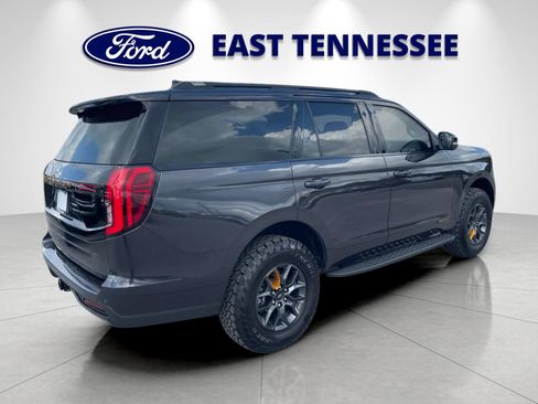 Used 2025 Ford Expedition Tremor AWD/4WD image 3
