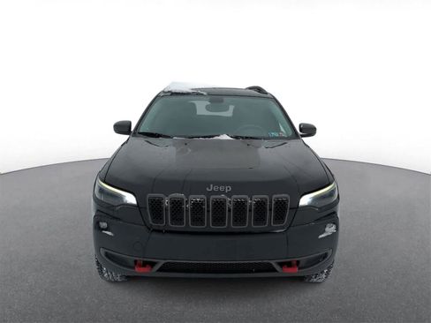Certified 2019 Jeep Cherokee Trailhawk w/ Cold Weather Group image 3