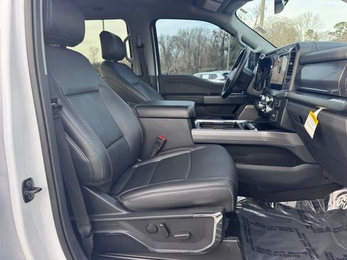 Used 2024 Ford F250 Lariat image 25