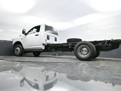 New 2026 RAM 3500 Tradesman image 43